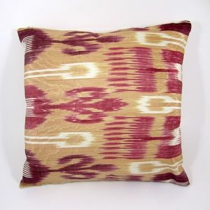 Ikat pillowcase pink